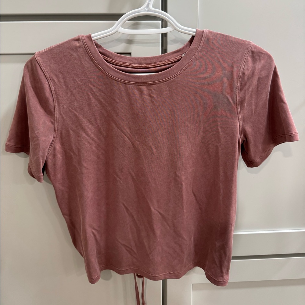 Lululemon Tshirt